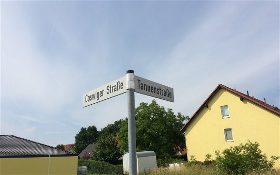 Coswiger Straße, Ecke Tannenstraße