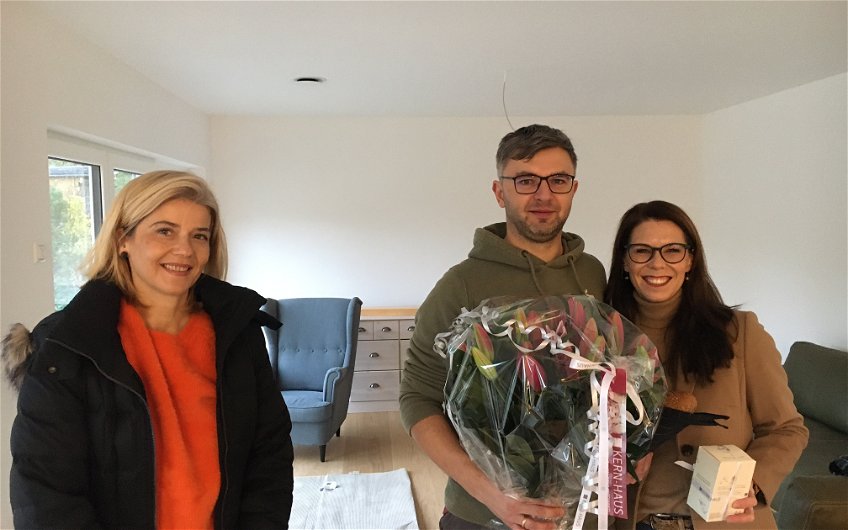 Bauherren-Familie mit der Projektleiterin Frau Henriette Steenken