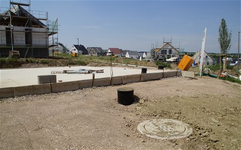 Die Bodenplatte wird vom Tiefbauer erstellt.