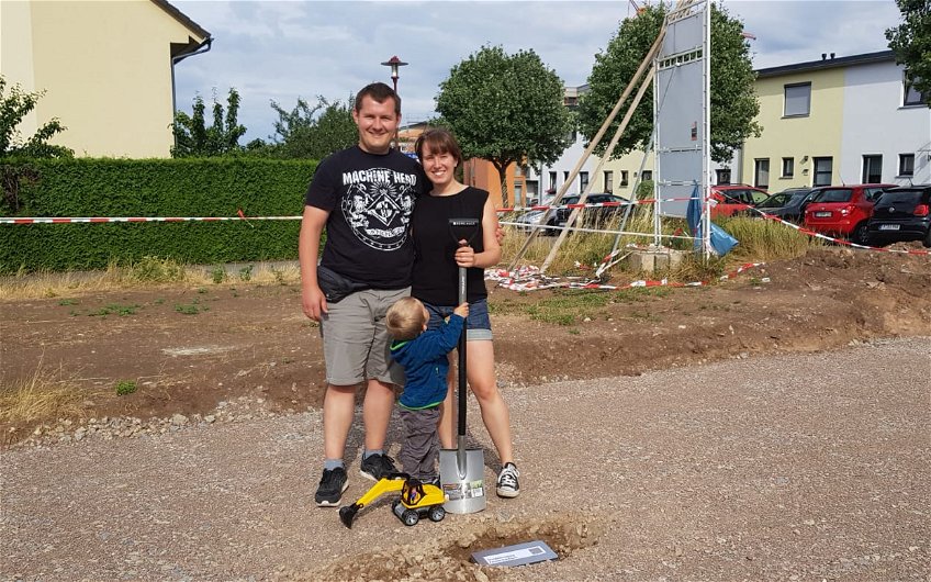 Am Erfurter Ringelberg feierte die Familie den Baustart ihres Hauses.