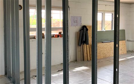 Ständerwerk für Trockenbau des Kern-Haus Familienhaus in Halle Dölau