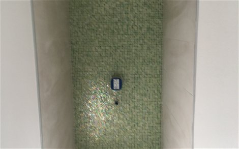 Geflieste Dusche im frei geplanten Einfamilienhaus von Kern-Haus in Weinheim-Hohensachsen