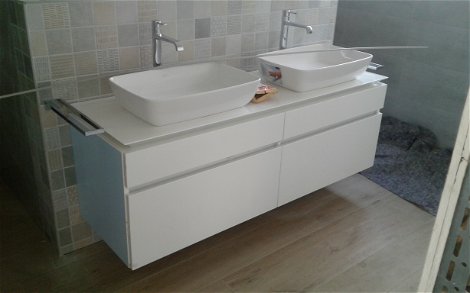 Waschbecken im Badezimmer des geplanten Einfamilienhauses von Kern-Haus in Viernheim