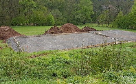 Verschalung für die Bodenplatte des frei geplanten Bungalows von Kern-Haus in Eberbach