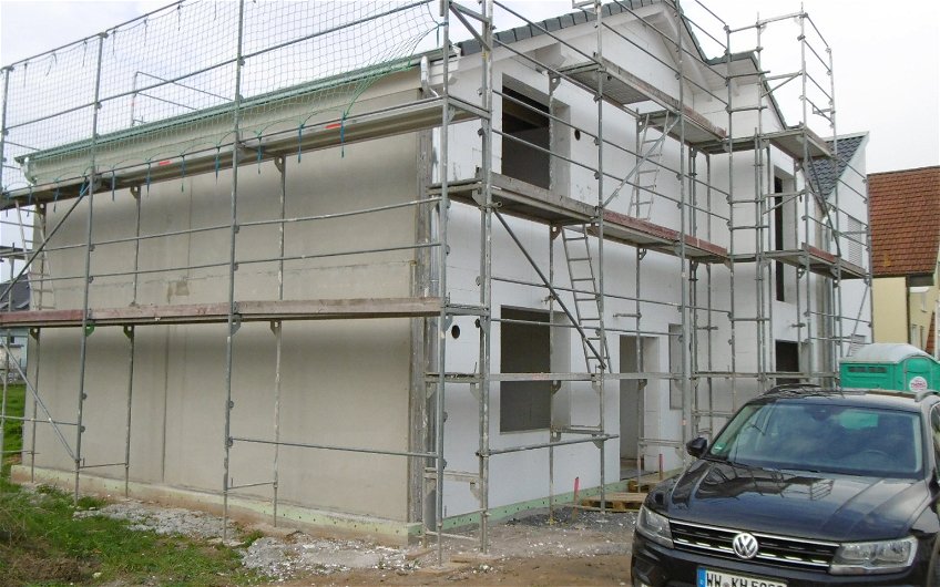Rohbau des frei geplanten Familienhauses von Kern-Haus in Hambrücken