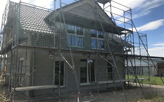 Außenputz am Familienhaus Komfort von Kern-Haus in Sinsheim-Eschelbach