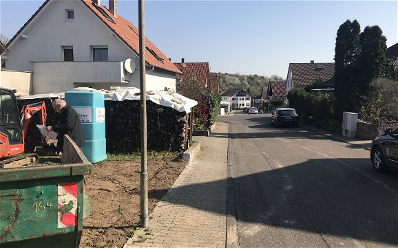 Nachbarschaft zum Grundstück für das individuell geplante Familienhaus Trend von Kern-Haus in Dielheim