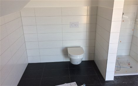 Das WC wurde installiert.