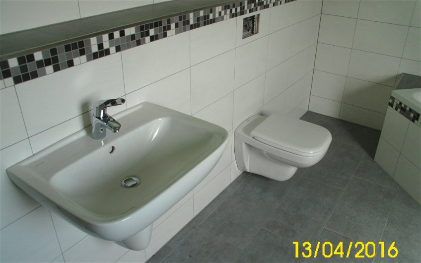 Endmontage Sanitaer, Waschbecken und WC