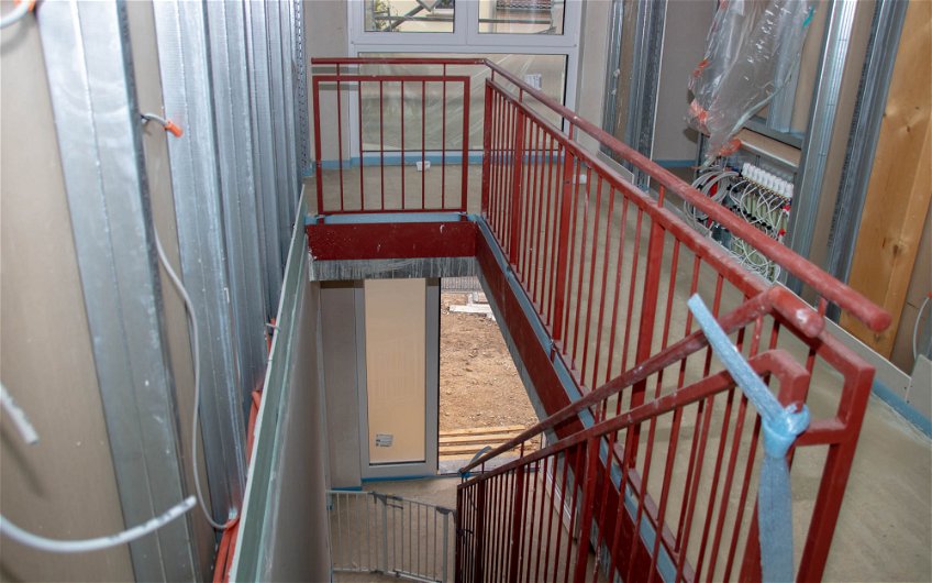 Stahl-Holz-Treppe in Kern-Haus Rohbau in Dewitz