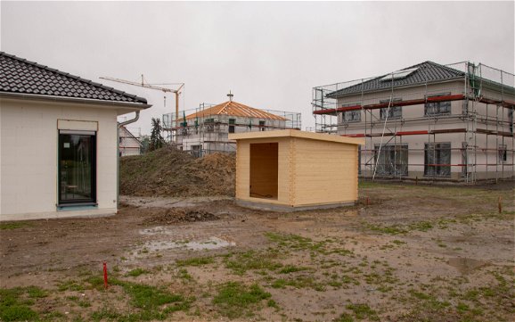 Gartenhäuschen an Kern-Haus Bungalow in Großpösna