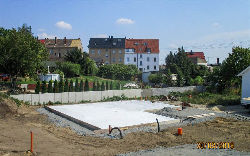 Bodenplatte für Kern-Haus Bungalow in Leipzig