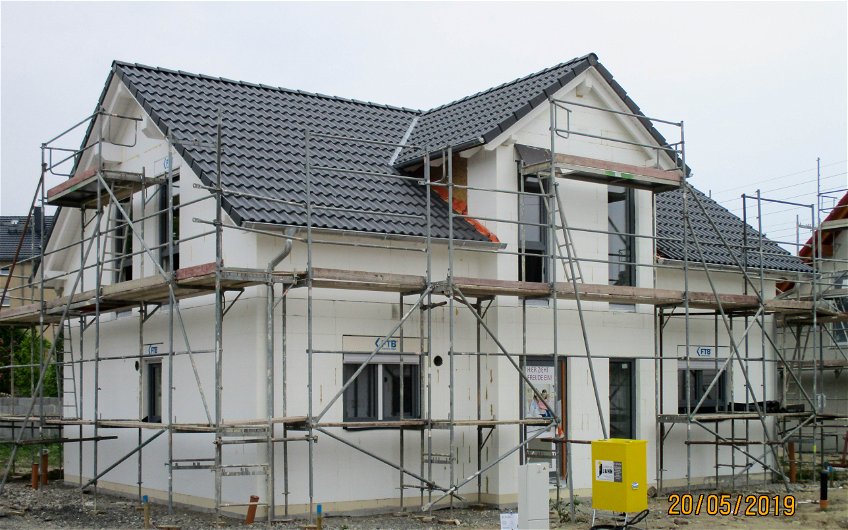 Dacheindeckung des Kern-Haus Familienhaus in Leipzig Lindenthal