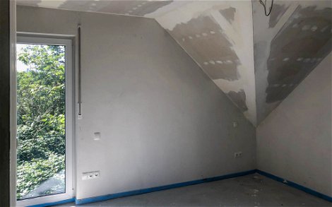 Fertigstellung Dachgeschosszimmer in Kern-Haus Familienhaus in Rückmarsdorf
