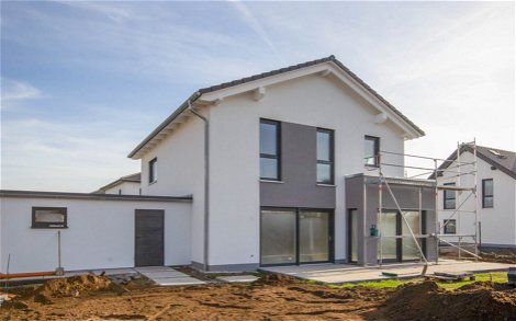 Fertigstellung Kern-Haus Allea mit Garage und Terrasse in Eilenburg