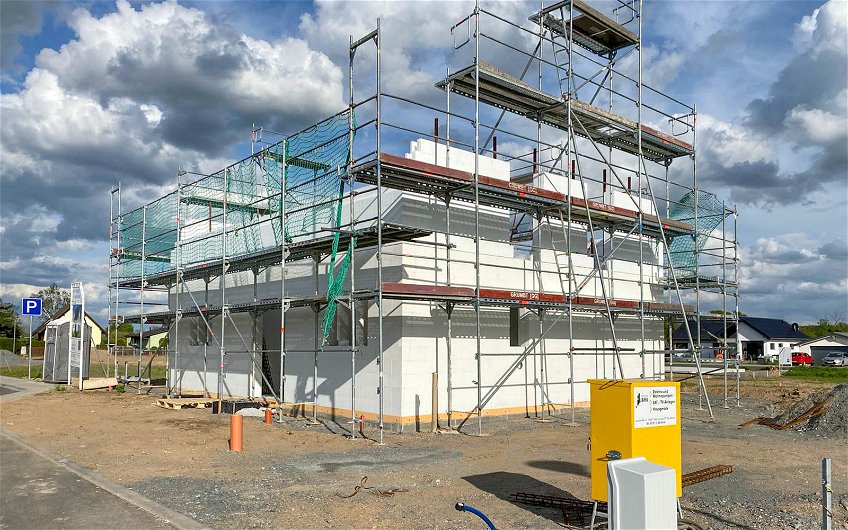 Fertigstellung Dachgeschossrohbau für Kern-Haus in Eilenburg