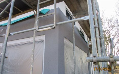 Kern-Haus Leipzig Bautagebuch Baustelle mit Qualitätssicherung Architektenhaus als Massivhaus Außenputz grau