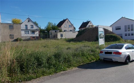 Grundstück im Rohzustand für das Familienhaus Esprit Trendline von Kern-Haus in Hohen-Sülzen