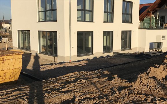 Frei geplantes Einfamilienhaus von Kern-Haus im Bauhausstil in Bissersheim