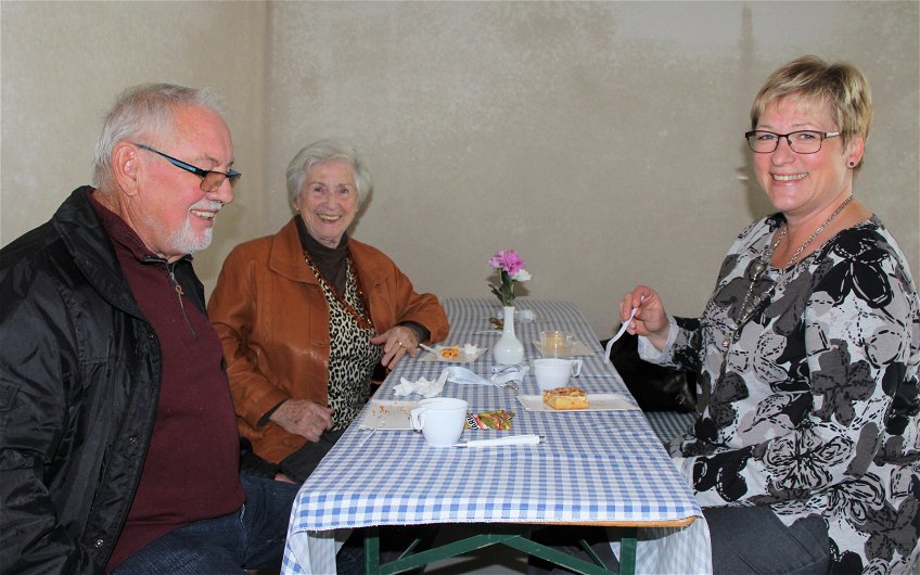 Gäste der Kern-Haus-Rohbaubesichtigung in Wolmirstedt