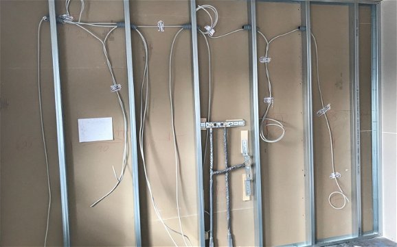 Elektroarbeiten im Kern-Haus-Bungalow Easy in Schlier-Hintermoos