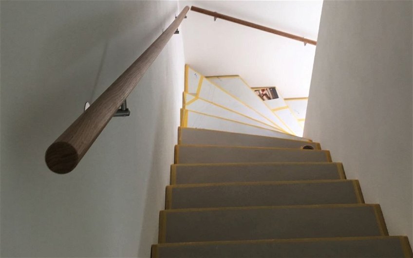 Treppe im frei geplanten Familienhaus von Kern-Haus in Neustetten-Nellingsheim