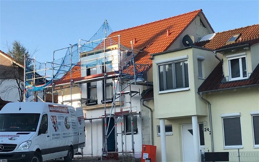 Rohbau der individuell geplanten Doppelhaushälfte Twin L von Kern-Haus in Bad Wurzach