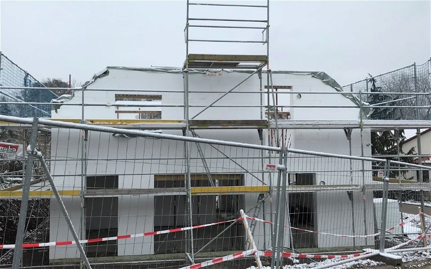 Dachgeschosswände des frei geplanten Familienhauses von Kern-Haus in Maulbronn-Zaisersweiher