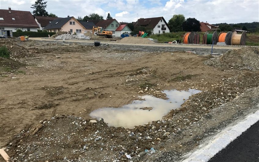 Bauanlaufgespräch für die frei geplante Stadtvilla mit Einliegerwohnung von Kern-Haus in Ebenweiler