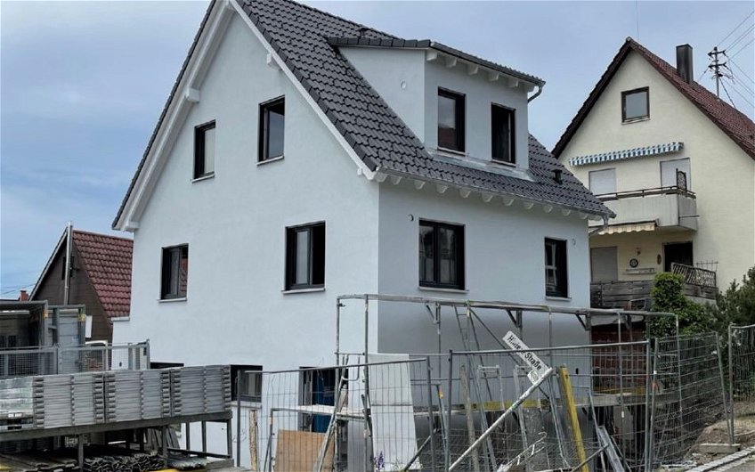 Außenputz am frei geplanten Familienhaus von Kern-Haus in Korb-Kleinheppach