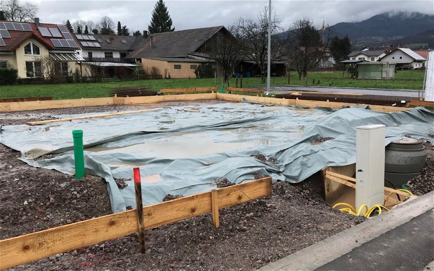 Vorbereitung der Bodenplatte der individuell geplanten Kern-Haus-Stadtvilla Mateo in Sasbach