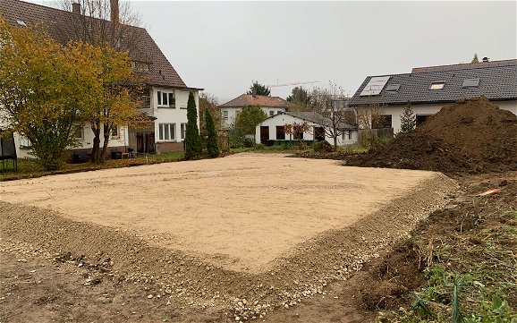 Bodenarbeiten auf dem Grundstück in Remchingen